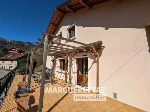 Maison 7 pièces à Onnion