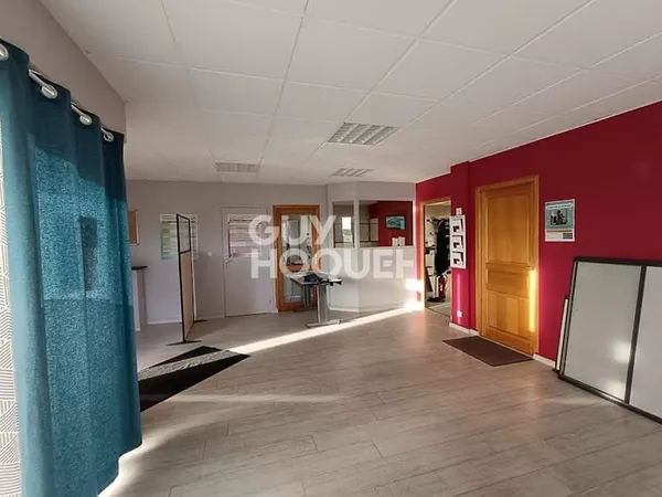 Bureaux 220 m²