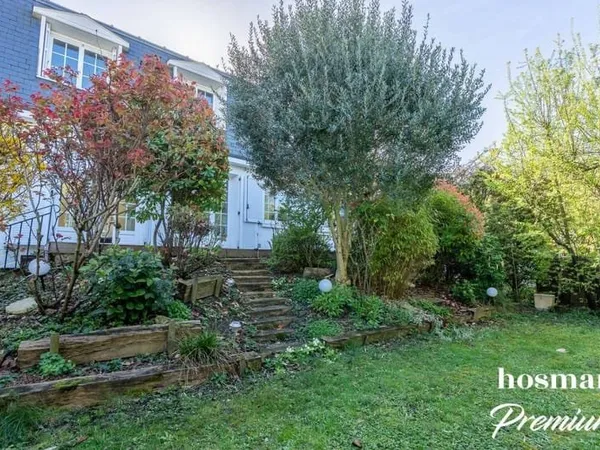 Maison 6 pièces 184 m²