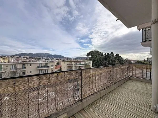 Appartement 3 pièces 77 m²
