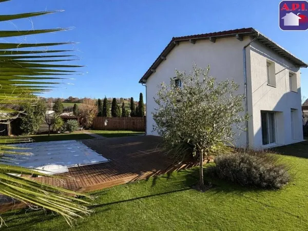 Maison 8 pièces 200 m²