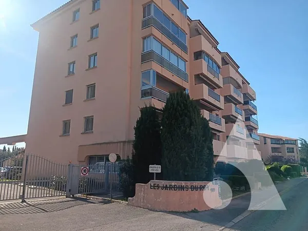 Appartement T3 64 m² Emplacement idéal entre centre-ville et plages
