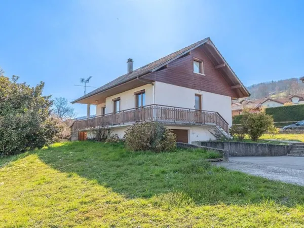 Maison de luxe 5 pièces 121 m²