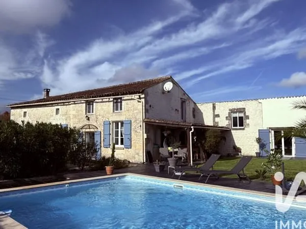 Vente Maison de campagne 8 pièces