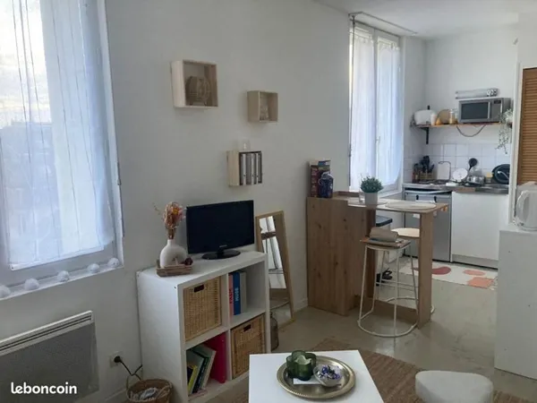 Studio 1 pièce 21 m²