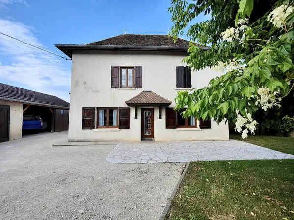 Maison dauphinoise - 141m² - Corbelin