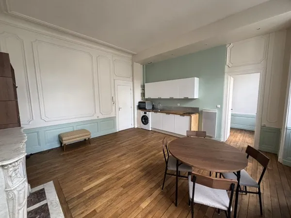 Loue appartement meublé