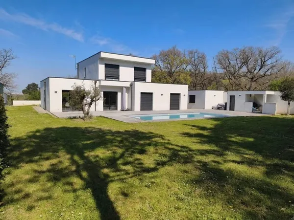 Maison 7 pièces 190 m²