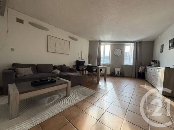 Appartement 4 pièces 49 m²