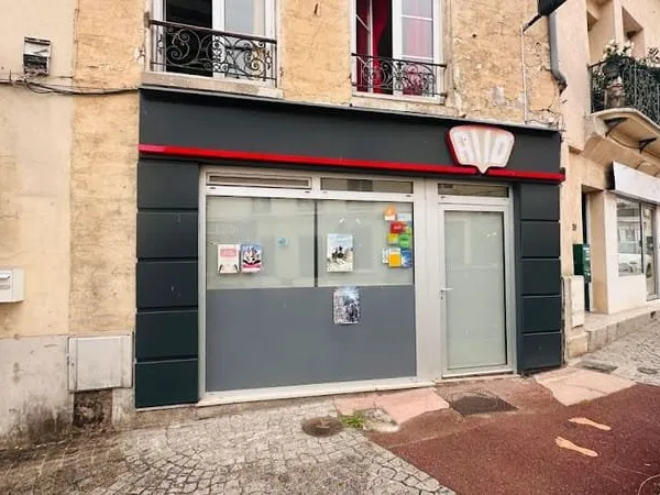 Commerce 33 m²