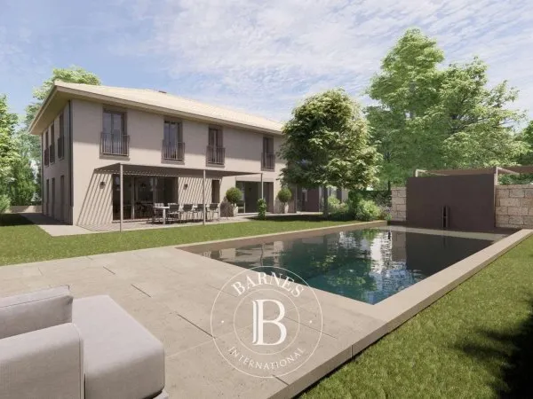 AIX-EN-PROVENCE - PROCHE CENTRE VILLE - BASTIDE EN COURS DE RENOVATION- 320 M² - 5 CHAMBRES - BUREAU