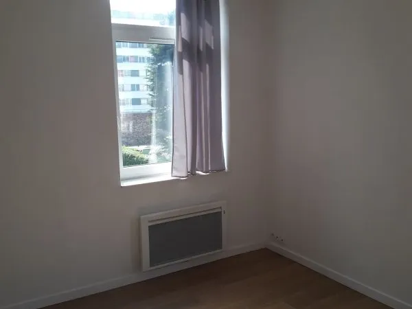Loue studio vide 21m² vide, Lille