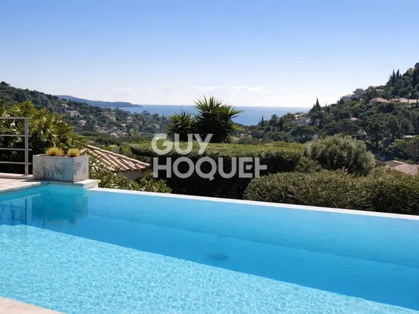 MAISON À VENDRE DE 4 PIÈCES DE 120,00 M²