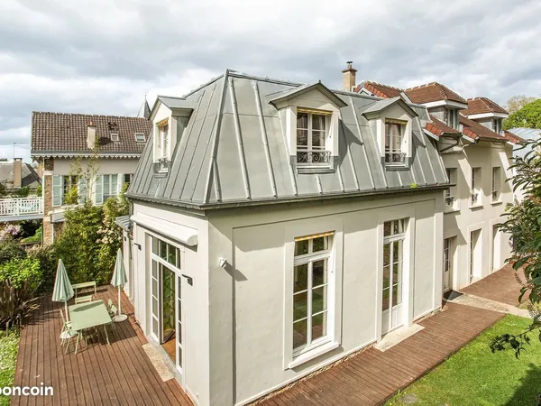 Propriété 255 m² Sèvres