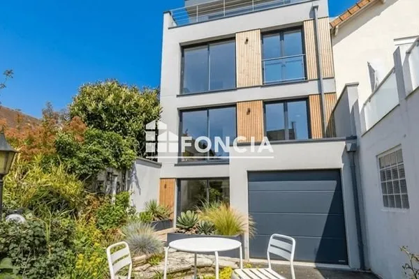 Maison 5 pièces 120 m²