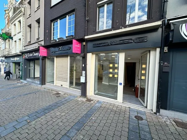À louer LOCAL COMMERCIAL