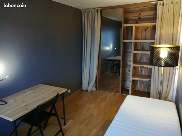 Chambre 11m² Créteil proche métro