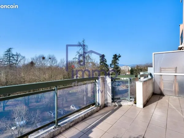 Duplex 3 pièces 76 m²