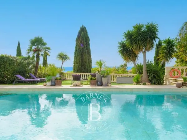 VENTE - CEYRESTE - PROPRIETE - TENNIS - PISCINE
