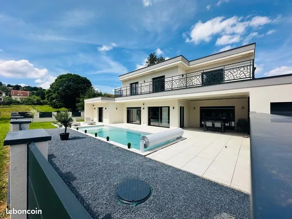 Maison de prestige Pirey