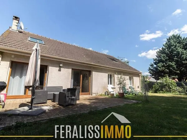 Maison 9 pièces 220 m²