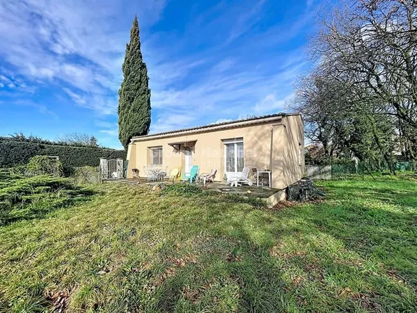 SPECIAL INVESTISSEUR : VILLA PLAIN PIED AVEC TERRAIN CONSTRUCTIBLE - BOLLENE