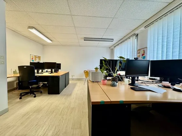 Bureaux à louer 159m² - Bressuire - Bail Professionnel