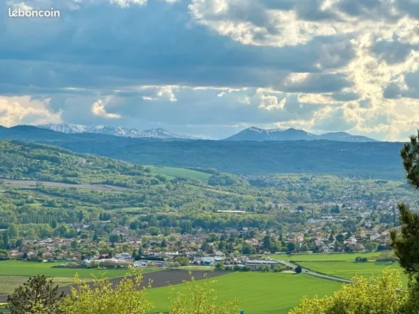 Terrain Exceptionnel à Vendre - Monton - 1 700 m²