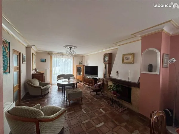 Maison 6 pièces 145 m²