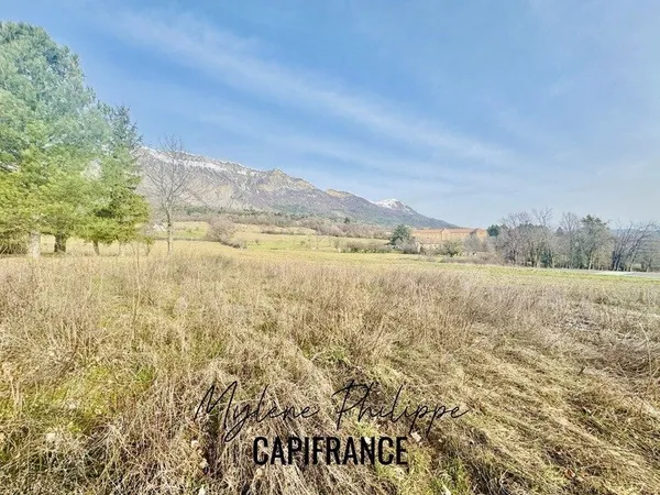 Terrain à bâtir et viabilisé - Lotissement résidentiel à Gap (05)