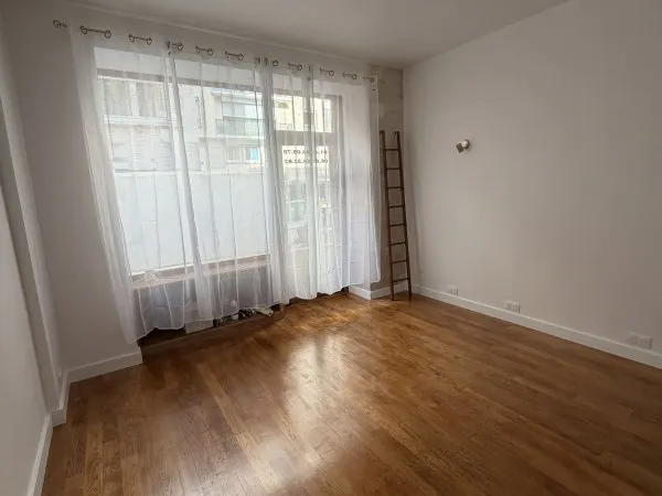 Vends local commercial - 25m²