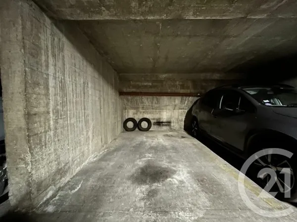 Parking 10 m²