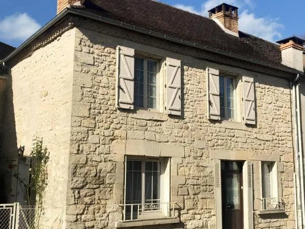 Maison Cherveix Cubas 4 pièce(s) 75 m2