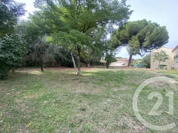 Terrain 1820 m²