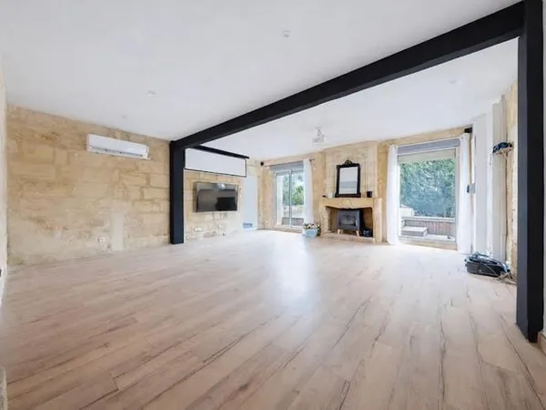 Maison 7 pièces 168 m²