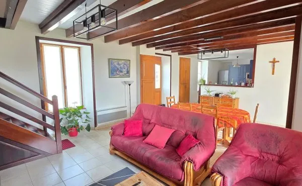 Maison 125m² sans travaux, 3 chambres, 3000m² de terrain.
