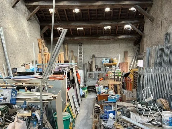 Dépôt à louer