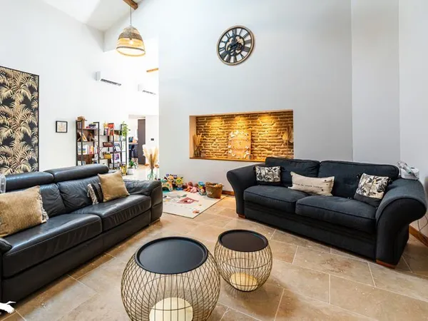 Maison 6 pièces 180 m²