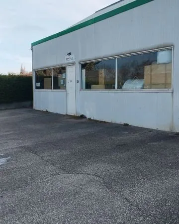 Local d'activité de 380 m2