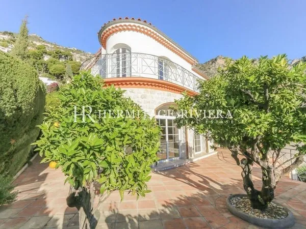 Maison 6 pièces 230 m²