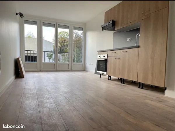 Appartement 2 pièces Boulevard Maxime Gorki, Villejuif