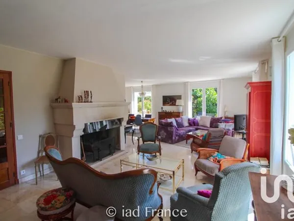 Vente Maison traditionnelle 8 pièces