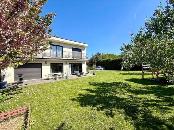 Maison 6 pièces 174 m²