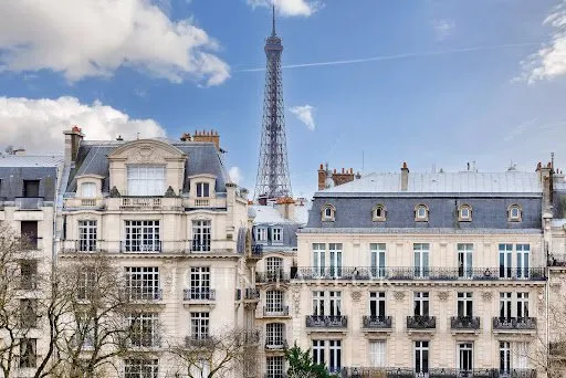 Appartement 8 pièces 330 m²