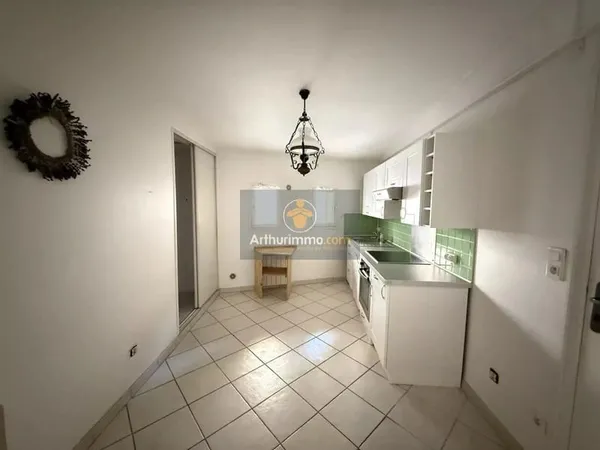 Bel appartement lumineux T2 de 62 m² à Apt