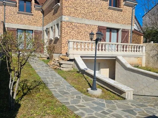 Pavillon 6 pièces - 151 m2