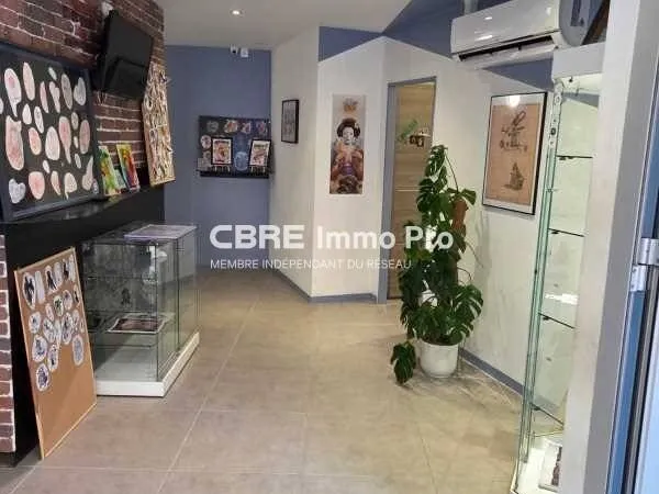 Local commercial 107 m²