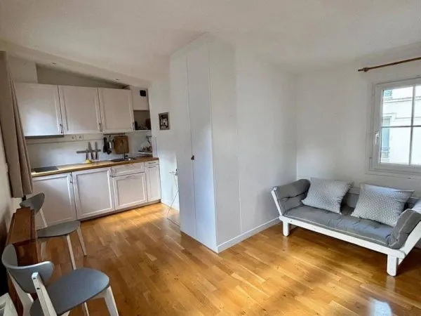 Studio 1 pièce 18 m²