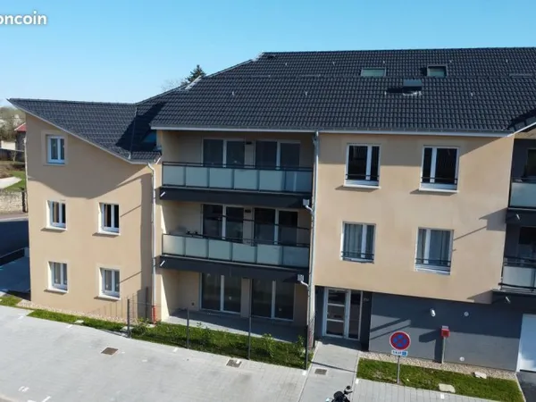 Appartement de 79 m² • 4 Pièces • 3 chambres • Terrasse