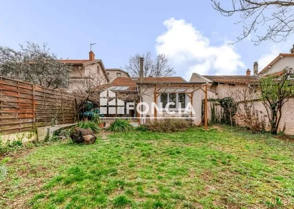 Belle maison avec jardin au coeur du 8ème arrondissement